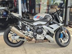 BMW M 1000 R