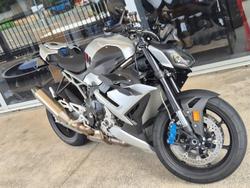 2025 BMW M 1000 R M 1000 White