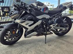 2025 BMW M 1000 R M 1000 White