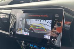 2023 Toyota Hilux SR5