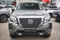 2025 Nissan Navara ST-X