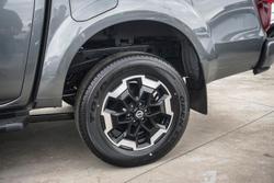 2025 Nissan Navara ST-X