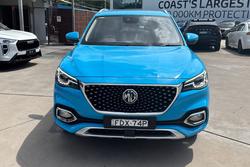 2023 MG HS Essence X