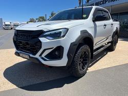 2025 Isuzu D-MAX BLADE