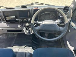 2016 Mitsubishi Canter 515