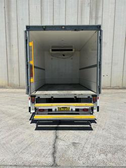 2016 Mitsubishi Canter 515