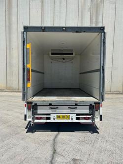 2016 Mitsubishi Canter 515