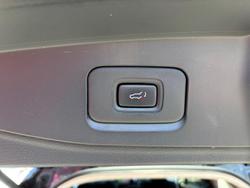 2022 Isuzu MU-X LS-U