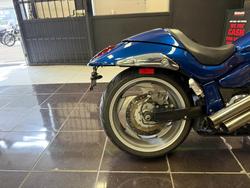 2010 Suzuki VZR 1800 BOULEVARD (M109R) BLACK