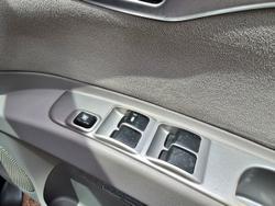 2013 Mitsubishi Challenger