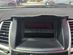 2013 Mitsubishi Challenger