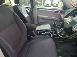 2013 Mitsubishi Challenger