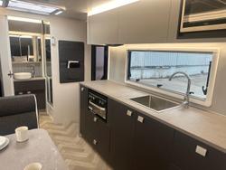 2026 New Age Caravans 19' Manta Ray Expedition Mr19er Exp My26
