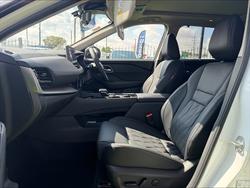 2025 Nissan T33 TI-L