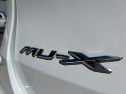 2025 Isuzu MU-X LS-M
