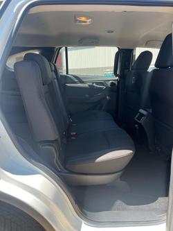 2025 Isuzu MU-X LS-M