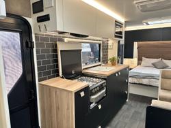 2026 New Age Caravans Manta Ray 19 Ft Mr19ermy26