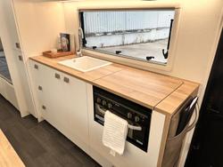 2026 New Age Caravans Manta Ray 19 Ft Mr19ermy26