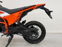 2025 Ktm 390 SMC R White