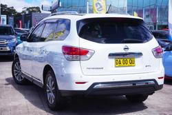 2016 Nissan Pathfinder ST-L