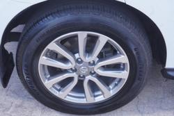 2016 Nissan Pathfinder ST-L