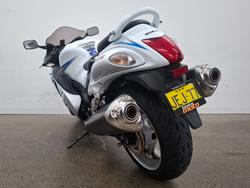 Suzuki 2008 SUZUKI 1300cc GSX1300R White