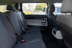 2023 Kia Carnival S