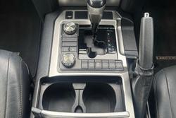 2017 Toyota Landcruiser VX