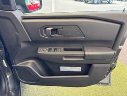 2024 Mitsubishi Triton GLX-R