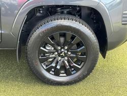 2024 Mitsubishi Triton GLX-R