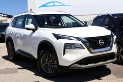 2025 Nissan X-TRAIL ST