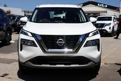 2025 Nissan X-TRAIL ST
