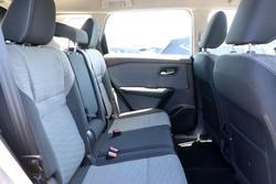 2025 Nissan X-TRAIL ST