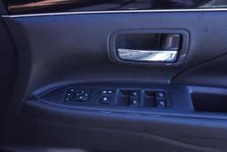 2019 Mitsubishi Outlander ES