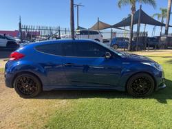 2016 Hyundai Veloster SR Turbo