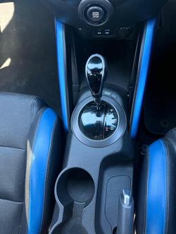 2016 Hyundai Veloster SR Turbo