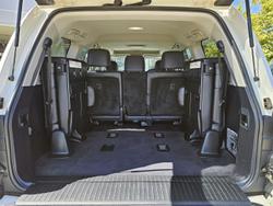 2018 Toyota Landcruiser VX VDJ200R 4X4 Dual Range Glacier White