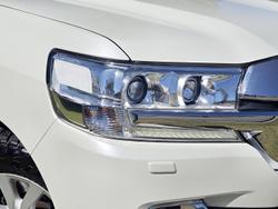 2018 Toyota Landcruiser VX VDJ200R 4X4 Dual Range Glacier White