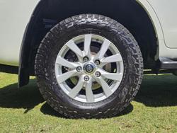 2018 Toyota Landcruiser VX VDJ200R 4X4 Dual Range Glacier White