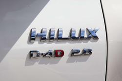 2022 Toyota Hilux SR