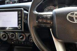 2022 Toyota Hilux SR