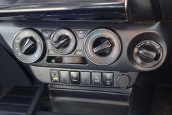 2022 Toyota Hilux SR