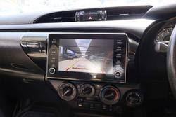 2022 Toyota Hilux SR