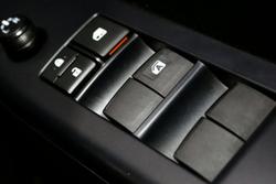 2025 Toyota Hilux SR