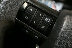 2025 Toyota Hilux SR