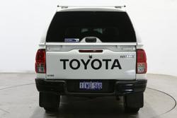 2025 Toyota Hilux SR