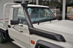 2025 Toyota Landcruiser GXL