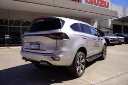 2025 Isuzu MU-X LS-T