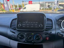 2014 Mitsubishi Triton GLX