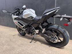 2026 Kawasaki 2026 Kawasaki 650CC NINJA 650 LAMS SILVER